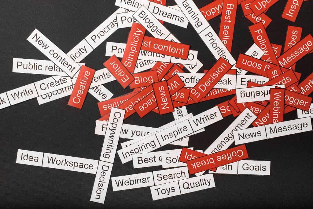 12 Best Copywriting Blogs Writers Should Follow In 2025